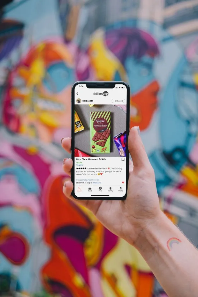 How to Sell Food Online Explained (by Ecommerce Experts)